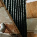 Демонтаж керамічної плитки: чому слід звернутися до кваліфікованого плиточника